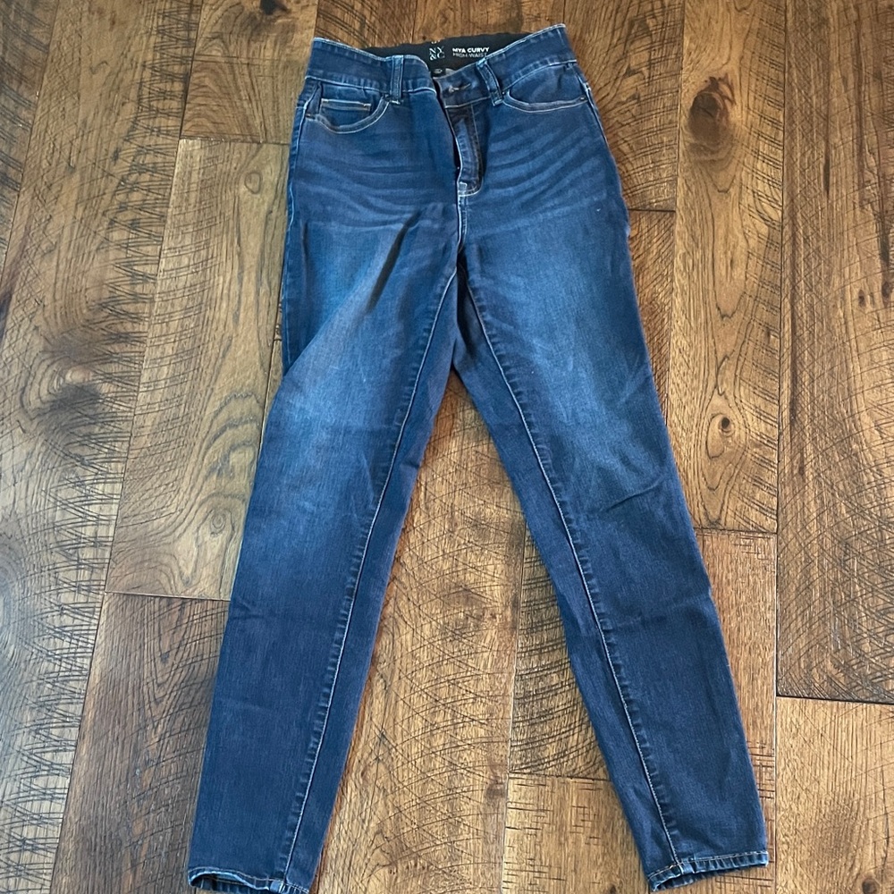 NY&Co Mya high waist curvy jeans size 6 tall